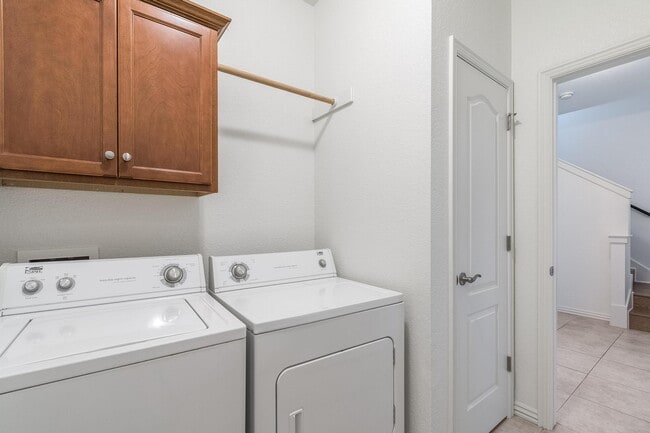 3222 W Montrail Pl, Unit 3222 in Fayetteville, AR - Building Photo - Building Photo