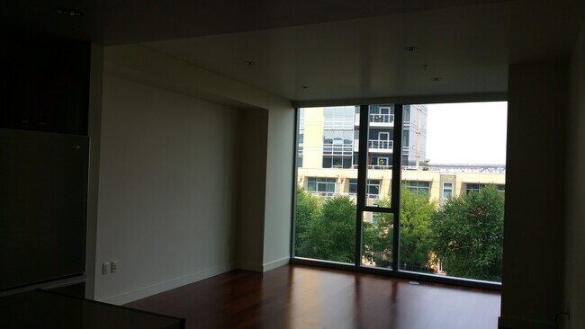 841 S Gaines St-Unit -0841 in Portland, OR - Building Photo - Building Photo