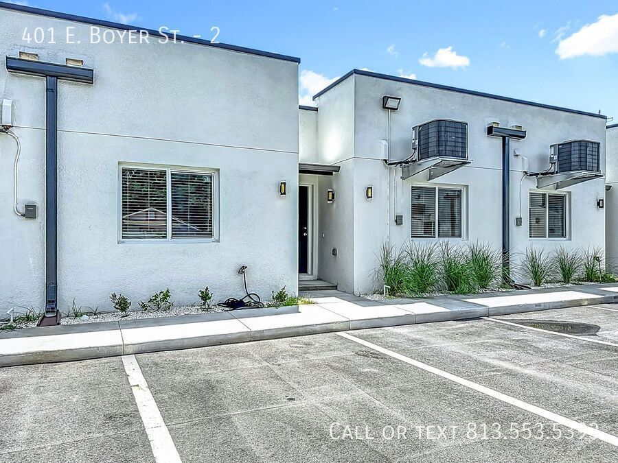 401 E Boyer St in Tarpon Springs, FL - Building Photo