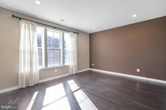22170 Penelope Heights Terrace in Ashburn, VA - Building Photo - Building Photo