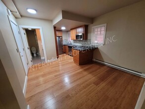 1829 NW LOVEJOY in Portland, OR - Building Photo - Building Photo