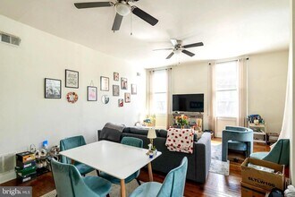 4373 Cresson St, Unit West-420 in Philadelphia, PA - Building Photo - Building Photo