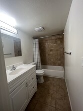 1078 W Flint St, Unit A in Chandler, AZ - Foto de edificio - Building Photo