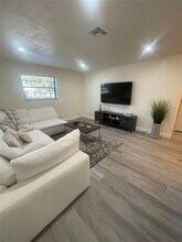 1736 N 16th Ct in Hollywood, FL - Building Photo - Building Photo