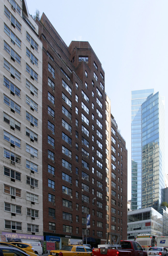 157 East 57th Street Apartments in New York, NY - Foto de edificio - Building Photo