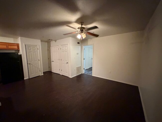 300 Russell St in Roland, OK - Building Photo - Building Photo