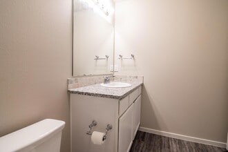 2118 Langford Ave, Unit b in Lubbock, TX - Building Photo - Building Photo