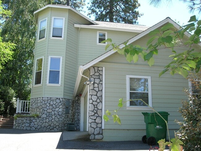 property at 296 Miners Trail