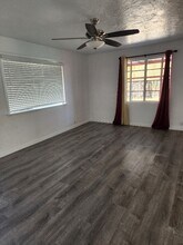 2136 N Madelyn Ave in Tucson, AZ - Building Photo - Building Photo