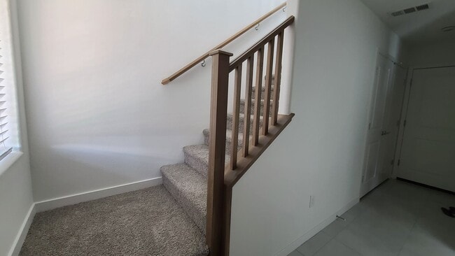 5752 CRENELLATED St in Las Vegas, NV - Building Photo - Building Photo