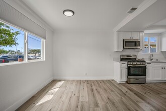 4543 168th St in Lawndale, CA - Building Photo - Building Photo