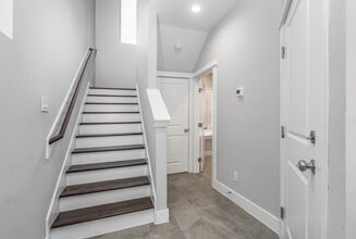 756 W Donovan St in Houston, TX - Building Photo - Building Photo