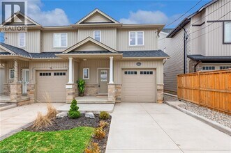 24 Greenwood Ave in St Catharines, ON - Building Photo - Building Photo