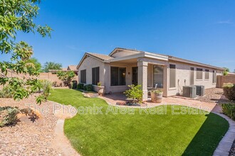 165 E Rock Wren Dr in San Tan Valley, AZ - Building Photo - Building Photo