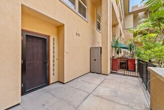 301 W G St in San Diego, CA - Building Photo - Building Photo