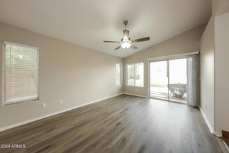 10313 N 94th Ln, Unit 07129 in Peoria, AZ - Building Photo - Building Photo