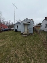 246 E York Ave in Flint, MI - Building Photo - Building Photo