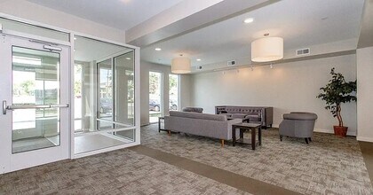 1811 Losantiville Ave in Cincinnati, OH - Building Photo - Building Photo