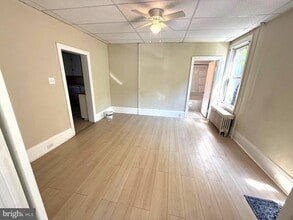 221 Wyoming Ave in Audubon, NJ - Building Photo - Building Photo