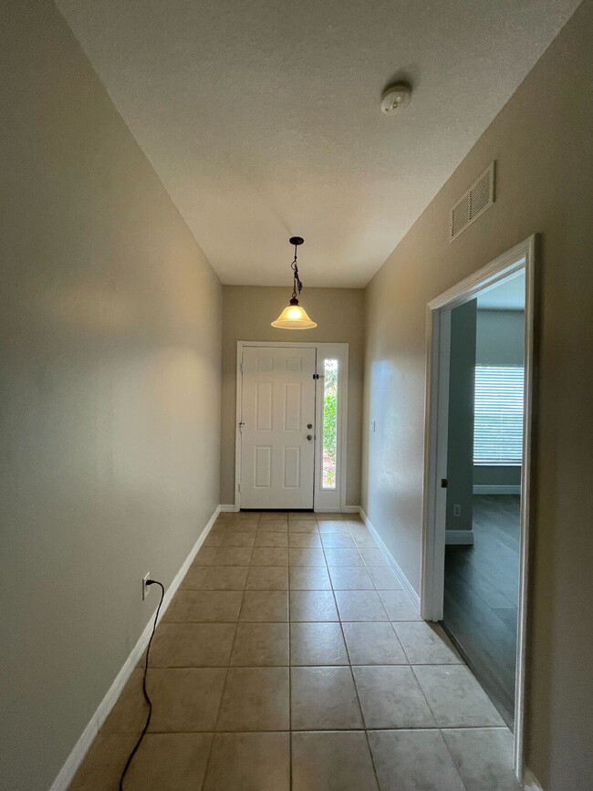3792 Manitoba Way in Rockledge, FL - Building Photo - Building Photo