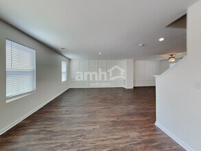 941 Blue Ash Way in Christiana, TN - Foto de edificio - Building Photo