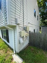 345 Post Rd in Warwick, RI - Building Photo - Building Photo