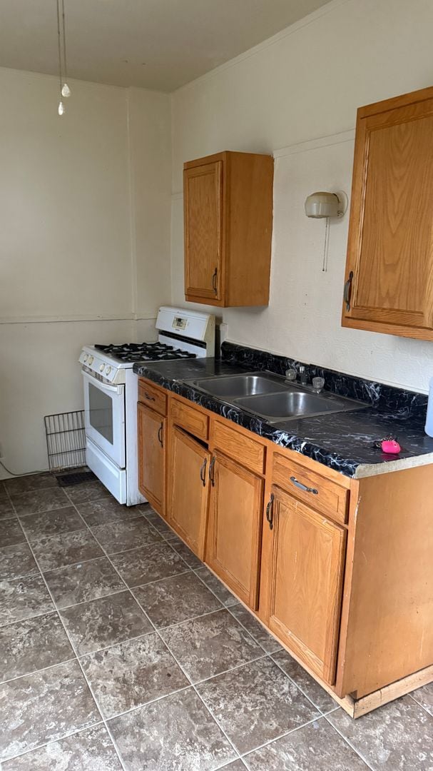 318 Center Ave in Butler, PA - Foto de edificio - Building Photo