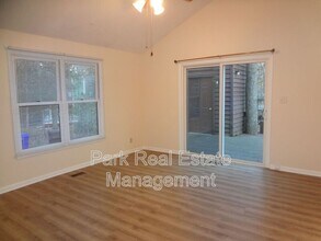 108 Aberdeen Ct in Carrboro, NC - Building Photo - Building Photo