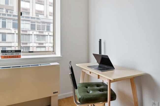 1501 Lexington Ave in New York, NY - Building Photo - Building Photo