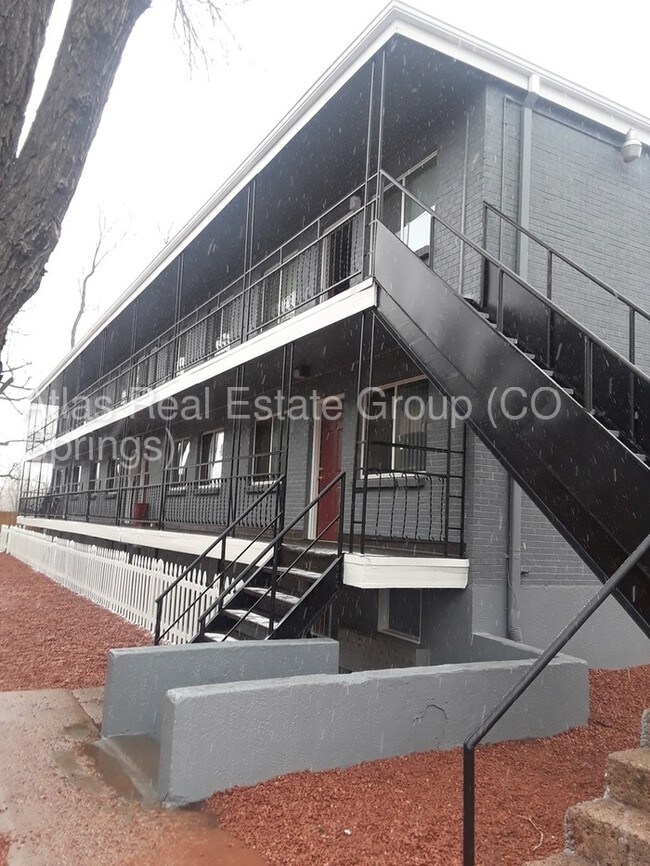 1411 S Corona Ave in Colorado Springs, CO - Building Photo - Building Photo