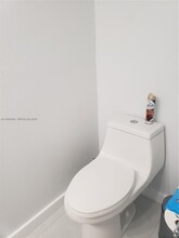 8031 NW 8th St in Miami, FL - Building Photo - Building Photo