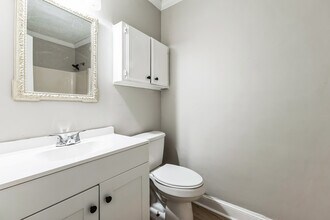 412 Circle Dr in Greenville, NC - Building Photo - Building Photo