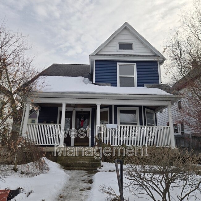 property at 1128 Fulton St E