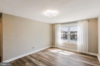7520 Lange St in Baltimore, MD - Building Photo - Building Photo