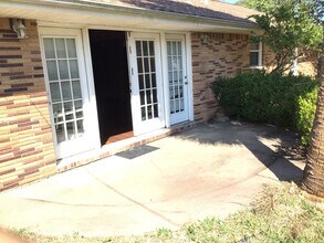 6609 Golf Crest Dr in Galveston, TX - Building Photo - Building Photo