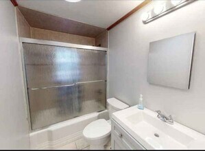 71 Wilshire St, Unit 2 in Winthrop, MA - Building Photo - Building Photo