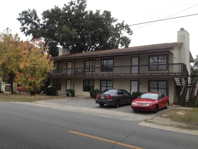 Fowler Place in Pensacola, FL - Foto de edificio