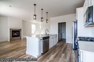 1121 Samantha Ln in Bozeman, MT - Building Photo - Building Photo