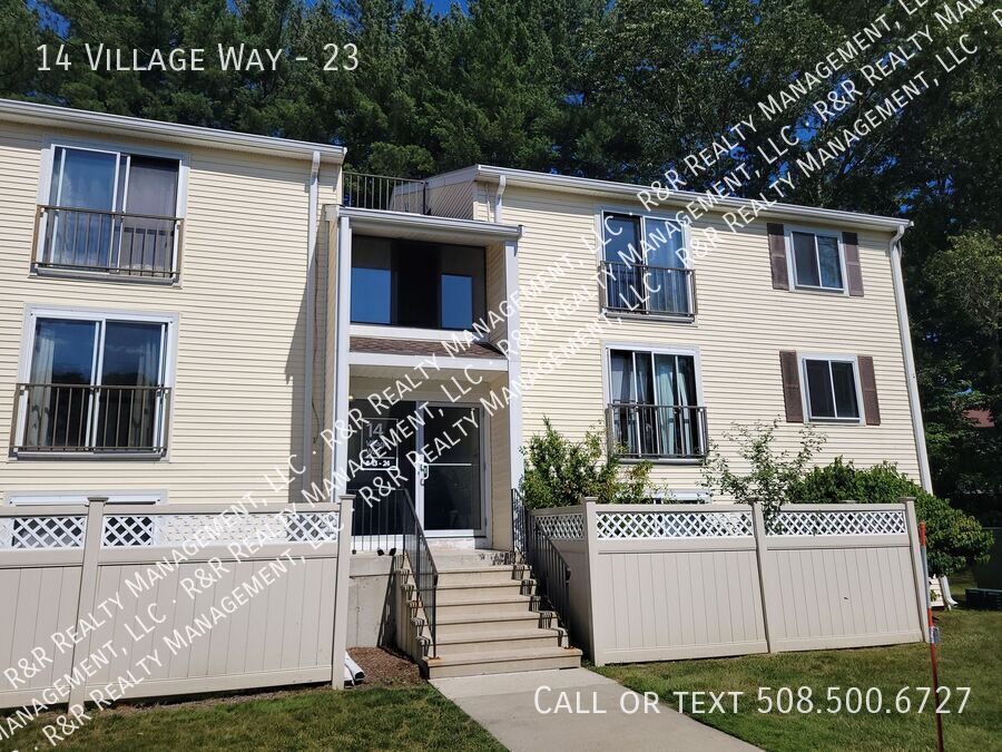 14 Village Way in Natick, MA - Building Photo