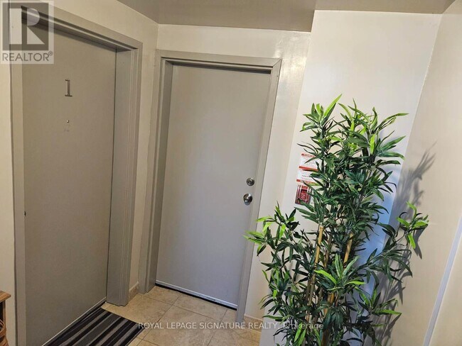 35 Heman St in Toronto, ON - Building Photo - Building Photo