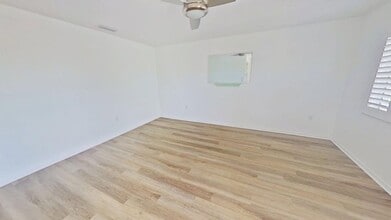 8396 111th St N in Seminole, FL - Building Photo - Building Photo