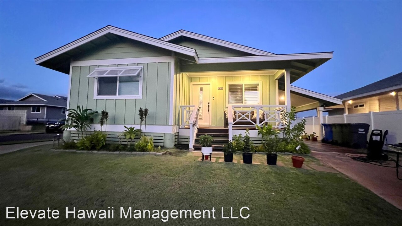 913427 Kiki St in Ewa Beach, HI - Building Photo