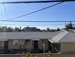 1646 Brookes Ave in San Diego, CA - Foto de edificio - Building Photo