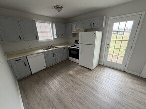 2448 Fairbrook Dr in Nashville, TN - Building Photo - Building Photo