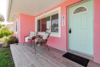 411 87th Ave in St Pete Beach, FL - Building Photo - Building Photo