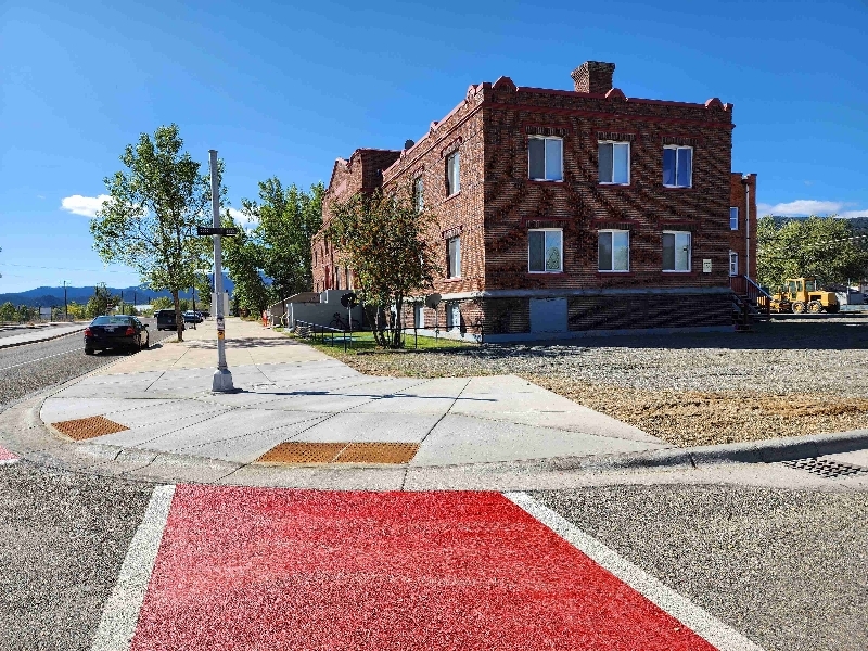 311 S Main St in Boulder, MT - Building Photo