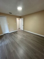 3824 E River Hills Dr, Unit River hills in Tampa, FL - Foto de edificio - Building Photo