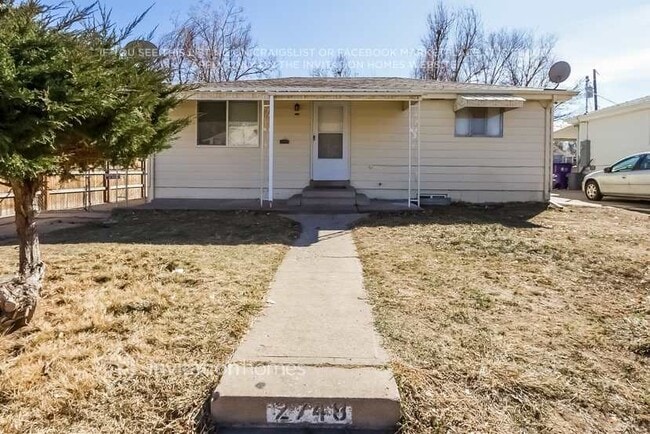 2748 W Iowa Ave