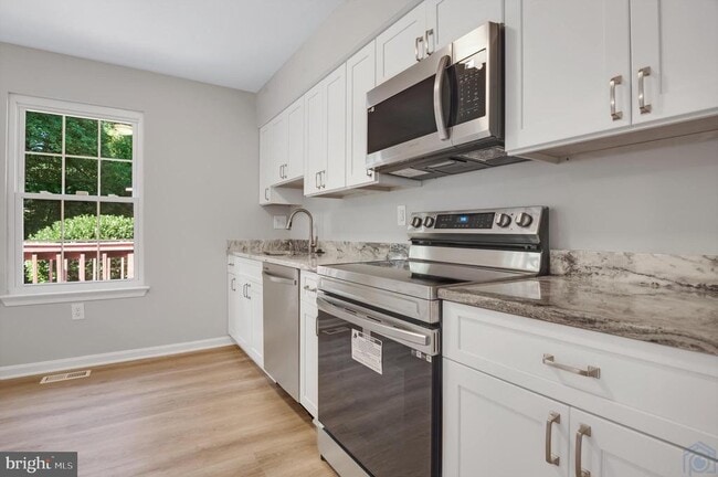 2308 Wagon Wheel Ct in Fort Washington, MD - Building Photo - Building Photo