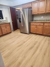 147 Congers Rd in New City, NY - Building Photo - Building Photo